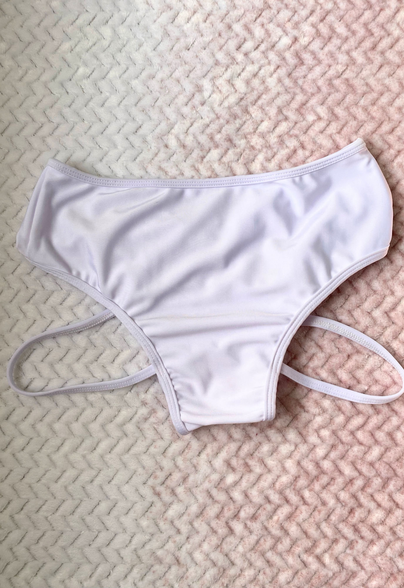 Laelia Garter Bottoms - XS Only